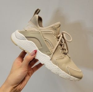 NIKE Huarache Beige Leather US 7.5